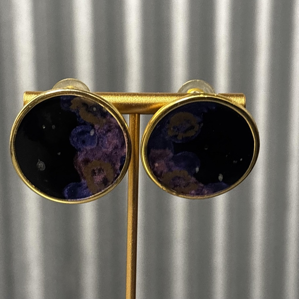 Gold Tone Reversible‎ Round Disc Earrings Purple Floral Enamel Statement Studs